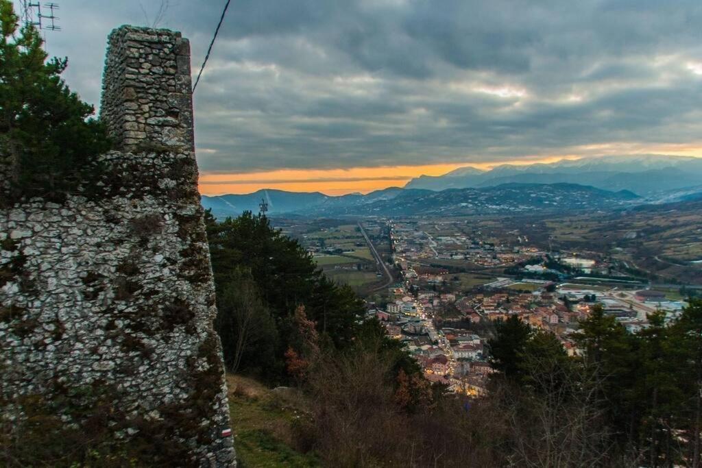 Free Parking La Bianca Neve Cottage Castel Di Sangro Zewnętrze zdjęcie
